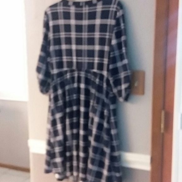 TORRID DRESS - Picture 2 of 4